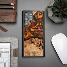 Заредете изображение във визуализатора на галерията – Wood and resin case for Samsung Galaxy S22 Ultra Bewood Unique Orange - orange and black

