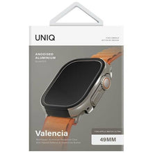 Заредете изображение във визуализатора на галерията – Uniq Valencia Apple Watch Ultra 49mm case. silver/titanium silver
