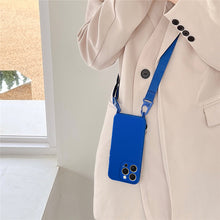 Заредете изображение във визуализатора на галерията – Strap Silicone Case for Iphone 14 design 2 blue
