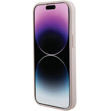 Заредете изображение във визуализатора на галерията – Guess Saffiano MagSafe case for iPhone 15 Plus - pink
