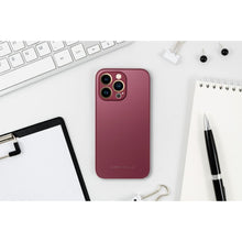 Заредете изображение във визуализатора на галерията – Roar matte glass гръб за iphone 13 pro claret
