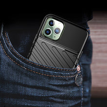 Заредете изображение във визуализатора на галерията – Thunder Case flexible armored case for iPhone 11 Pro black
