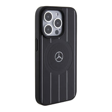 Заредете изображение във визуализатора на галерията – Original Case MERCEDES hardcase Stripes Pattern Leather MagSafe MEHMP15L23RHSK for Iphone 15 Pro Black
