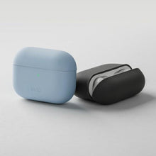 Заредете изображение във визуализатора на галерията – Uniq case Lino AirPods Pro Silicone blue/arctic blue
