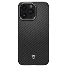 Заредете изображение във визуализатора на галерията – Spigen Enzo Aramid Mag Case with MagSafe for iPhone 15 Pro Max - Matte Black
