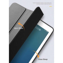 Заредете изображение във визуализатора на галерията – Mercury flip калъф за ipad pro 11 ( 2020 / 2021 ) black - TopMag
