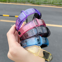 Заредете изображение във визуализатора на галерията – Replacment silicone band strap for Xiaomi Mi Band 6 / 5 purple
