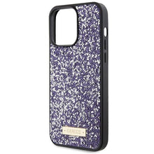 Заредете изображение във визуализатора на галерията – Guess Rhinestone Metal Logo case for iPhone 15 Pro - pink
