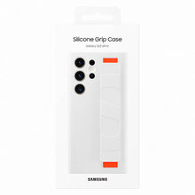 Заредете изображение във визуализатора на галерията – Samsung Silicone Grip Cover Case for Samsung Galaxy S23 Ultra silicone case with wrist strap white (EF-GS918TWEGWW)
