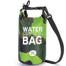 Заредете изображение във визуализатора на галерията – Waterproof Dry Bag Type 1 2L green camouflage
