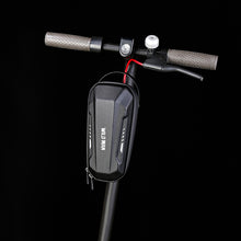 Заредете изображение във визуализатора на галерията – WILDMAN Scooter bag GD9X waterproof 2L

