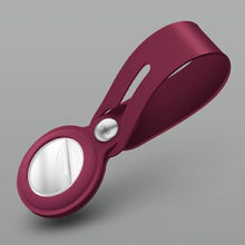Заредете изображение във визуализатора на галерията – Uniq Vencer Silicone case for AirTag burgundy/burgundy
