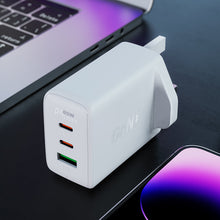 Заредете изображение във визуализатора на галерията – Acefast charger GaN 65W 3 ports (1xUSB, 2xUSB C PD) UK plug black (A44)
