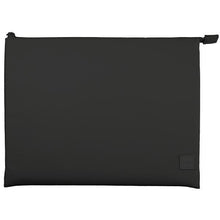 Заредете изображение във визуализатора на галерията – Uniq Lyon laptop sleeve 16" case - black Waterproof RPET
