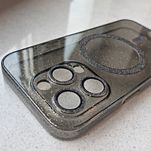 Заредете изображение във визуализатора на галерията – Glitter Magsafe Case for Iphone 13 Pro black clear
