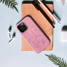 Заредете изображение във визуализатора на галерията – Alcane Magsafe Case for Iphone 13 Pro Light pink
