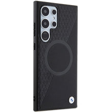 Заредете изображение във визуализатора на галерията – Original Case BMW hardcase Signature Leather Half Textured &amp; Circle MagSafe BMHMS24L23RTPK for Samsung Galaxy S24 Ultra Black
