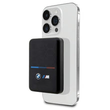 Заредете изображение във визуализатора на галерията – Original Power Bank - BMW BMPBMS5K22PGVK  5000mAh 15W with induction charging M Collection MagSafe + Cable - Black
