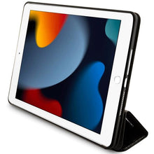 Заредете изображение във визуализатора на галерията – Karl Lagerfeld KLFC10SAKHPCK iPad 10.2" Folio Magnet Allover Cover black/black Saffiano Monogram Choupette
