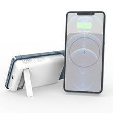 Заредете изображение във визуализатора на галерията – Choetech power bank with magnetic charging 10000mAh MagSafe / Qi / USB C white
