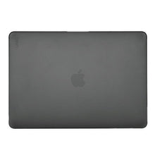 Заредете изображение във визуализатора на галерията – UNIQ etui Husk Pro Claro MacBook Pro 13 (2020) szary/smoke matte grey
