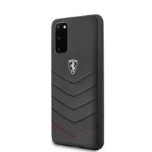 Заредете изображение във визуализатора на галерията – Ferrari Hardcase FEHQUHCS62BK S20 G980 black/black Heritage
