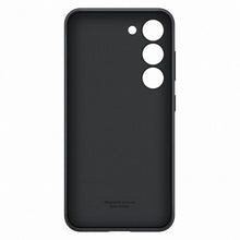 Заредете изображение във визуализатора на галерията – Samsung Leather Cover case for Samsung Galaxy S23 case made of genuine leather black (EF-VS911LBEGWW)
