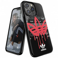 Заредете изображение във визуализатора на галерията – Adidas OR Snap Case Summer Graffiti iPhone 13 Pro/ 13 61" czarny/black 47805
