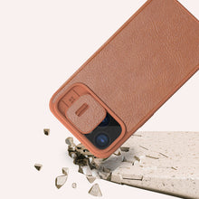 Заредете изображение във визуализатора на галерията – Nillkin Qin Pro Leather iPhone 15 Camera Flip Leather Case - Brown
