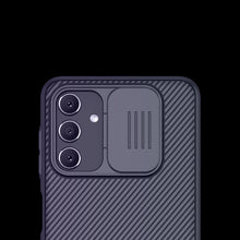 Заредете изображение във визуализатора на галерията – Nillkin CamShield Case for Samsung Galaxy A04s cover with camera cover black
