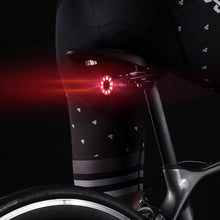 Заредете изображение във визуализатора на галерията – Wozinsky LED rear bicycle light with micro USB red light 5 modes black (WRBLB2)

