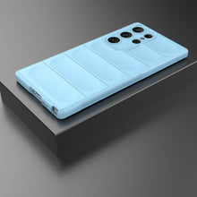 Заредете изображение във визуализатора на галерията – Magic Shield Case for Samsung Galaxy S23 Ultra flexible armored cover light blue
