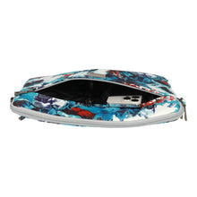 Заредете изображение във визуализатора на галерията – Wonder Sleeve Laptop 15-16 inches white poppies
