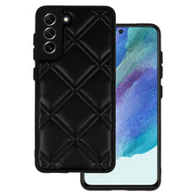 Заредете изображение във визуализатора на галерията – Leather 3D Case for Samsung Galaxy S21 FE design 3 black
