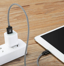 Заредете изображение във визуализатора на галерията – Dux Ducis K-ONE Series USB / Lightning Cable 2.1A 1M black - TopMag
