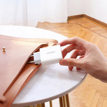 Заредете изображение във визуализатора на галерията – Ugreen Fast USB Charger Type C Power Delivery 30 W Quick Charge 4.0 white (70161)
