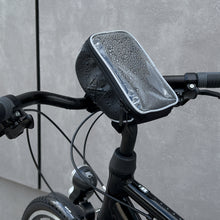 Заредете изображение във визуализатора на галерията – Wozinsky Bike Handlebar Bag Bike Phone Case for 6.5 inch 0.9l Black (WBB4BK) - TopMag
