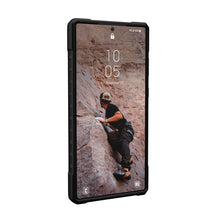 Заредете изображение във визуализатора на галерията – ( UAG ) Urban Armor Gear Pathfinder case for SAMSUNG S23 ULTRA 5G black
