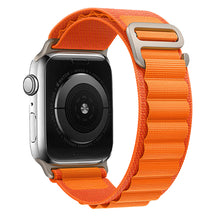 Заредете изображение във визуализатора на галерията – Nylon loop for Apple Watch 42/44/45/49 design 2 orange
