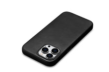 Заредете изображение във визуализатора на галерията – iPhone 15 Pro iCarer Oil Wax Premium Leather MagSafe Compatible Leather Case - Black
