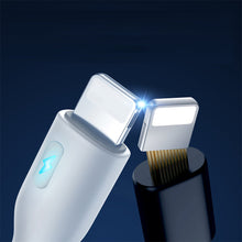 Заредете изображение във визуализатора на галерията – USB cable - Lightning 2.4A 2m Joyroom S-UL012A13 - white
