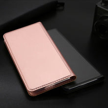 Заредете изображение във визуализатора на галерията – DUX DUCIS Skin Pro Bookcase type case for iPhone 11 Pro Max blue
