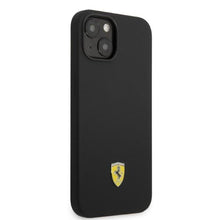 Заредете изображение във визуализатора на галерията – Ferrari FEHMSIP14MBK iPhone 14 Plus 6.7" black/black hardcase Silicone Metal Logo Magsafe
