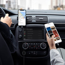 Заредете изображение във визуализатора на галерията – Ugreen fast car charger USB-A / USB-C 30W PD PPS gray (CD130)
