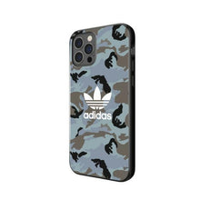 Заредете изображение във визуализатора на галерията – Adidas OR SnapCase Camo iPhone 12/12 Pro niebiesko/czarny 43702
