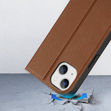 Заредете изображение във визуализатора на галерията – Dux Ducis Skin X2 case for iPhone 14 case with magnetic flap brown
