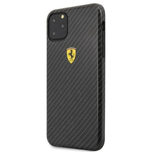 Заредете изображение във визуализатора на галерията – Ferrari Hardcase FESPCHCN65CBBK iPhone 11 Pro Max black/black On Track Carbon Effect
