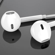 Заредете изображение във визуализатора на галерията – WK Design wired earphones Lightning white (Y19 Pro white) - TopMag
