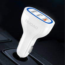 Заредете изображение във визуализатора на галерията – Dudao Car Charger Quick Charge Quick Charge 3.0 QC3.0 2.4A 18W 3x USB white (R7S white) - TopMag
