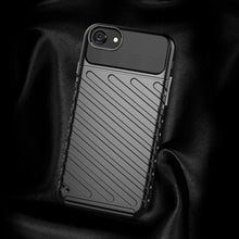Заредете изображение във визуализатора на галерията – Thunder Case flexible armored cover for iPhone SE 2022 / SE 2020 / iPhone 8 / iPhone 7 black - TopMag
